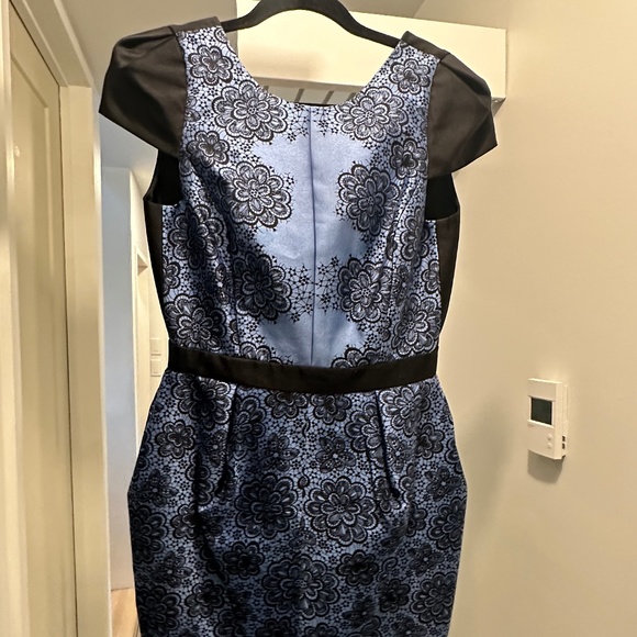 TIBI Natalia Peplum Backless blue & black flower cocktail dress size 4 - Picture 1 of 6